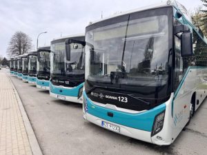 Rewolucja transportowa w PKS Rzeszów. Zakupiono 10 autobusów na gaz ziemny CNG [ZDJĘCIA]