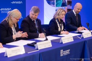 Rzeszów centrum rewolucji dronowej. Podpisano umowę, która zmieni polską obronność [MAPA]