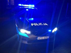 Senior nie wiedział, gdzie jest i jak ma wrócić do domu. Pomogli policjanci