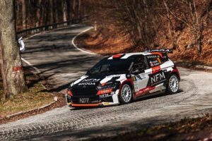 Sensacja w Świdnicy! 19-letni Rzeszowianin Adrian Rzeźnik pisze historię rajdów