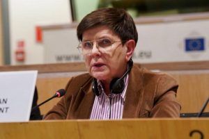 Beata Szydło miała zostać przesłuchana w Rzeszowie. Prokurator czekał ponad godzinę