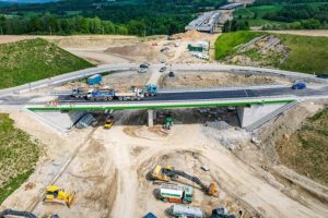 Ekstremalny test na budowie S19 na Podkarpaciu. Wiadukt wytrzymał 160 ton [ZDJĘCIA]