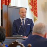Miliony na aquapark, a na Zawiszy Czarnego brak drogi do domu. Protest mieszkańców osiedla