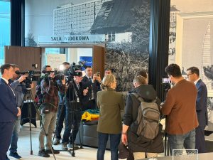 Morawiecki o wyjeździe Zbigniewa Ziobry i sporze o kryptowaluty: „Jesteśmy w trudnym położeniu”