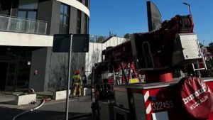 Pożar w apartamentowcu przy al. Armii Krajowej w Rzeszowie. Służby w akcji