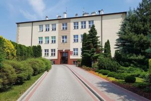 Rodzice z Rzeszowa chcą „wyciszyć” szkołę. „Poziom hałasu jak na placu budowy”
