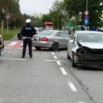 Zderzenie na al. Rejtana w Rzeszowie. Wjechała na skrzyżowanie na czerwonym świetle [ZDJĘCIA]