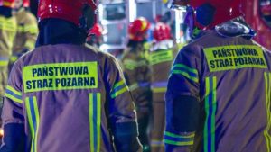 Do garażu w Stobiernej wezwano saperów. Straż nie mogła wejść do środka