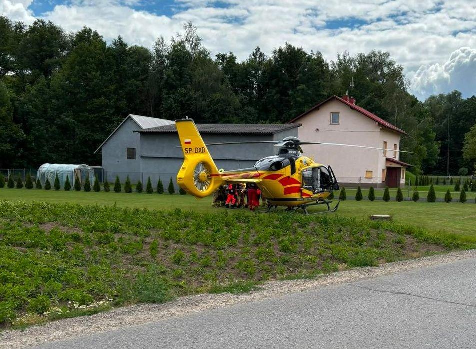 wypadek suv przygniecenie