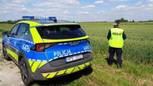 Dramatyczne poszukiwania w regionie. Nieprzytomny 69-latek odnaleziony w polu pszenicy