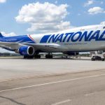 Gigant z USA wylądował pod Rzeszowem. Boeing 747 na lotnisku w Jasionce [ZDJĘCIA]