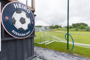 Impreza na odnowionym stadionie, a w planach następna inwestycja. Zmiany na Przybyszówce [ZDJĘCIA]