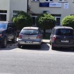 Na ogrodzeniu przedszkola znaleziono ciało młodego mężczyzny