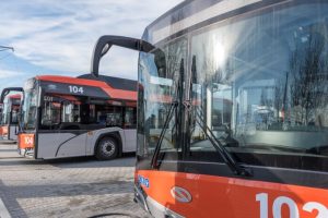 Pasażerowie w Rzeszowie muszą sprawdzić rozkłady. Ruszają wakacyjne zmiany w komunikacji