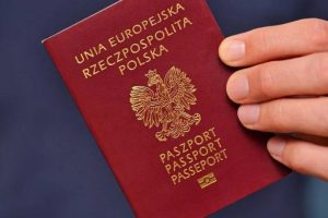 Paszport na wakacje? Oczekiwanie na Podkarpaciu potrwa nawet miesiąc