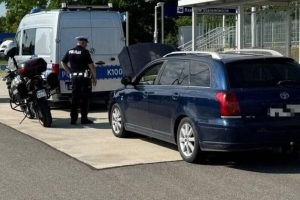 Samochody w Rzeszowie pod lupą policji. Kierowcy stracili dokumenty za nadmierną emisję spalin [WIDEO, ZDJĘCIA]