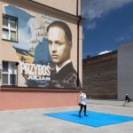 Wyjątkowy mural na rzeszowskiej szkole. Poetycki rap na odsłonięciu dzieła [ZDJĘCIA]