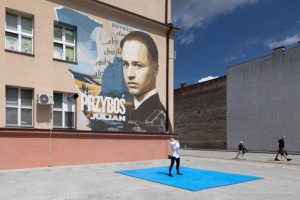 Wyjątkowy mural na rzeszowskiej szkole. Poetycki rap na odsłonięciu dzieła [ZDJĘCIA]