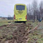 Zasnął za kierownicą autobusu i doprowadził do katastrofy w Rzeszowie. Białorusin oskarżony [ZDJĘCIA]