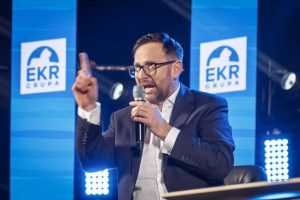 Daniel Obajtek z zarzutami prokuratorskimi. Europoseł z Podkarpacia nie przyznaje się do winy