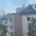 Eksplozja i ogień o poranku. Hulajnoga elektryczna powodem groźnego pożaru w Rzeszowie [ZDJĘCIA, FILM]