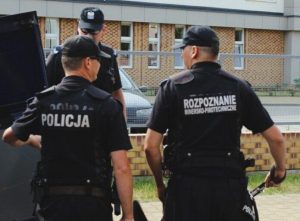Fałszywe alarmy bombowe na Podkarpaciu. Ewakuacja w budynku pogotowia ratunkowego