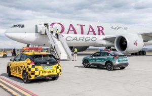 Gigant Qatar Airways wylądował w Jasionce. Boeing 777-200 z imponującym ładunkiem [ZDJĘCIA]