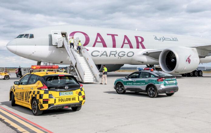 qatar-airways-rzeszow-jasionka-boeing0