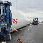 Oczekiwanie na usunięcie elementu turbiny z A4 trwa. Możliwe utrudnienia w przejeździe [ZDJĘCIA, WIDEO]