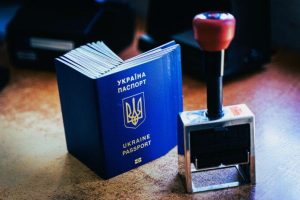 Plaga podrobionych dokumentów na granicy. Ponad 2 tys. zatrzymań