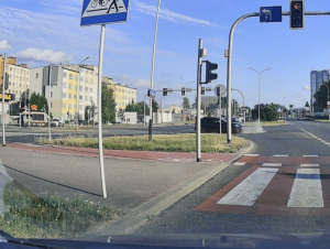 Rekord świata reakcji policji w Rzeszowie? Patrol na miejscu kolizji, zanim opadł kurz! [FILM]