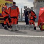Wypadek w Rzeszowie. Nie żyje motocyklista, ulica Sikorskiego częściowo zablokowana [ZDJĘCIA, WIDEO]