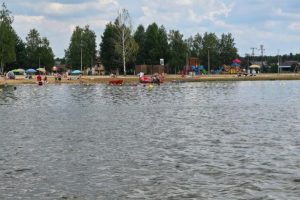 Zakaz kąpieli w popularnym miejscu na Podkarpaciu. Kąpielisko zamknięte po wykryciu bakterii