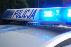 Autobus relacji Rzeszów-Dynów w rowie. Doszło do zderzenia z osobówką