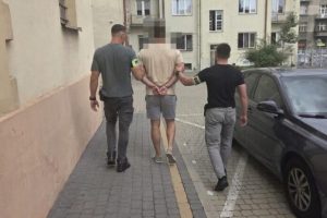 Brutalny rozbój w Rzeszowie. Grozili śmiercią całej rodzinie, policja zatrzymała pięć osób
