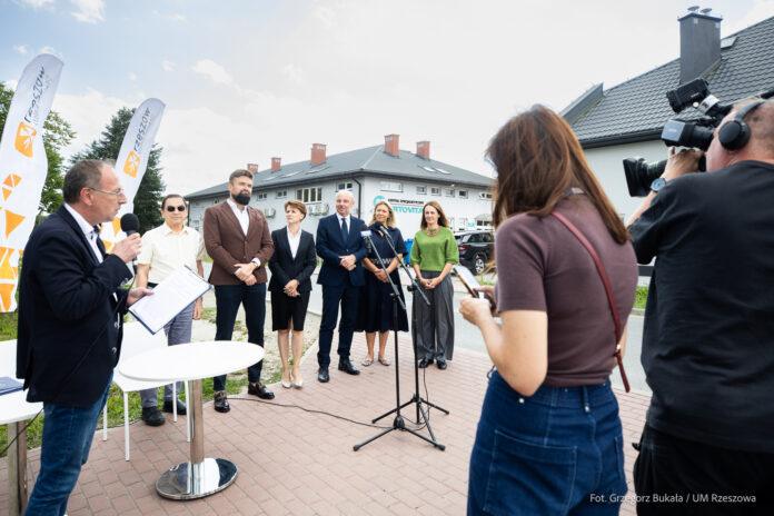 oświetlenie Budziwój Urząd Miasta Rzeszowa (1) oświetlenie Budziwój