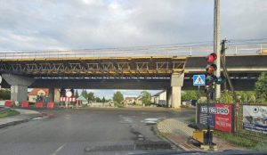 Koniec problemów kierowców autobusów i ciężarówek. Po miesiącach starań słupki przesunięto