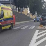 Nagle źle się poczuł i stracił panowanie nad samochodem. Na ratunek ruszyli policjanci