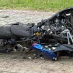 Tragiczny finał czołowego zderzenia na DK 28. Nie żyje 22-letni motocyklista [ZDJĘCIA]