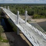 Blisko 400 mln zł na inwestycję stulecia. Najdłuższy most na Podkarpaciu niemal gotowy [ZDJĘCIA]