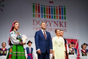 Dożynki Prezydenckie w Tryńczy ruszają już dziś! Święto plonów, utrudnienia na drogach i transmisja w TVP