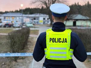Idzie zima, a z nią skrajne zagrożenie. Jeden telefon uratował życie mężczyzny