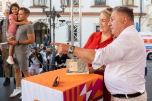 Makłowicz opanował Rynek w Rzeszowie. Karpackie smaki w słoneczną sobotę, a co jutro? [ZDJĘCIA]