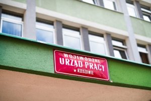 Ponad 280 osób czeka na zaległe pensje i odprawy. Ponad 5 mln z funduszu gwarantowanych świadczeń