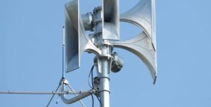 Syreny w Rzeszowie i alerty RCB. Co oznaczają poszczególne sygnały alarmowe w sytuacji zagrożenia?