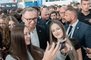 Festiwal nauki Jasionka. Andrzej Duda spotkał się z młodzieżą | Rzeszów News