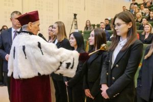 Inauguracja w WSPiA. Rektor: „Nasz wysiłek się opłaca” [FOTORELACJA] WSPiA Rzeszów rozpoczęła nowy rok akademicki | Rzeszów News