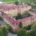 Już 50 pracowników podkarpackiego szpitala głoduje. Powiat nie chce zwolnić dyrektorki placówki Protest szpital Sanok. Głodówka 50 pracowników | Rzeszów News