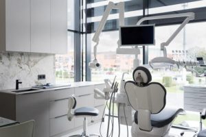 Klinika Pure Dent oficjalnie otwarta. Na pierwszych pacjentów czekają bezpłatne konsultacje Pure Dent Rzeszów: Nowa klinika w Capital Park | Rzeszów News