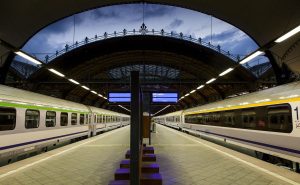 Kolejowa rewolucja na Podkarpaciu od grudnia. Do Stolicy pociąg co 4 godziny, to nie koniec zmian Pociągi Rzeszów Warszawa. Nowe kursy od grudnia | Rzeszów News